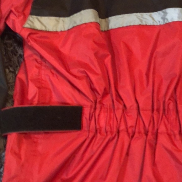 Teknic otisca red / black rain jacket with reflective back stripe. New! - Picture 9 of 14